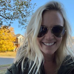 Meet your Posher, Renae